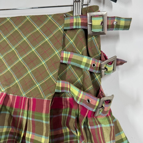 Billabong Y2K Plaid Mini Skirt Green Pink Size 5 Buckle Ruffle Festival - Picture 5 of 11